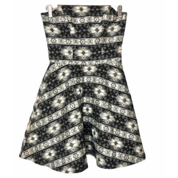 Sam Edelman Black & White Fit & Flare Skater Holiday Dress 2 - Picture 1 of 11